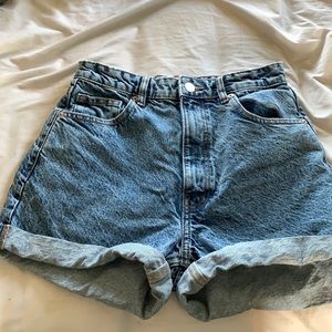 BRAND NEW ZARA SHORTS